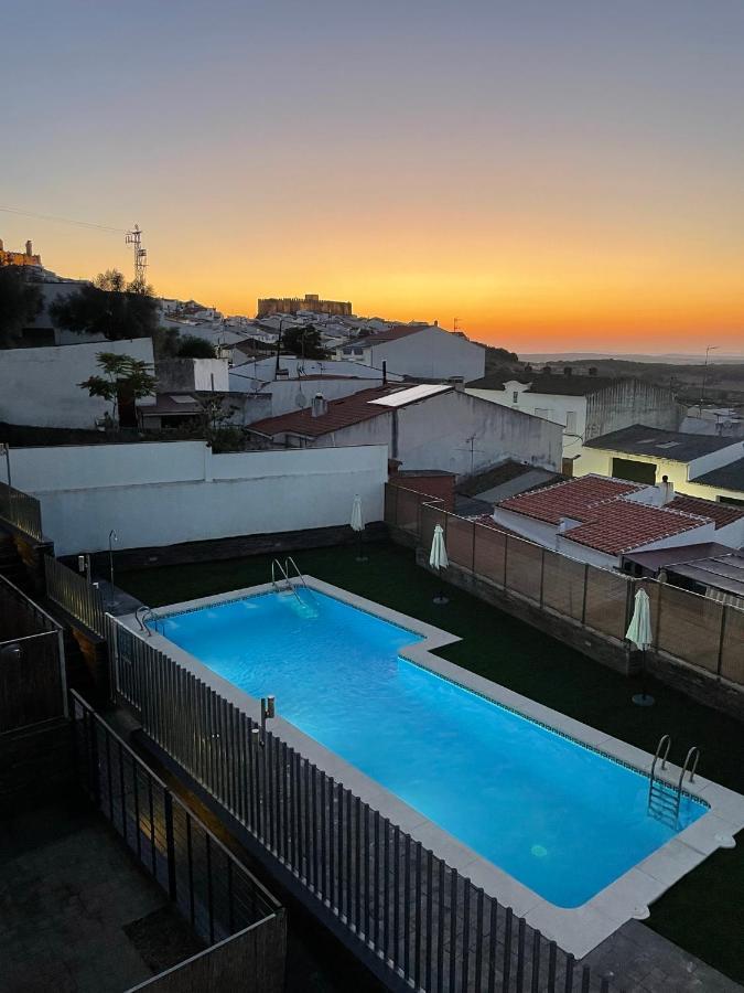 La Cultureta Apartment Segura de Leon ภายนอก รูปภาพ